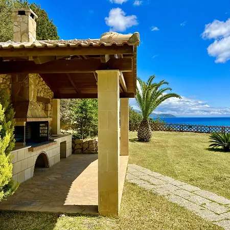 Alexandros Villa Spartia