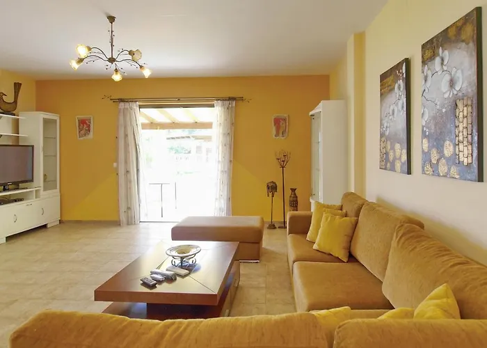 Alexandros Villa
