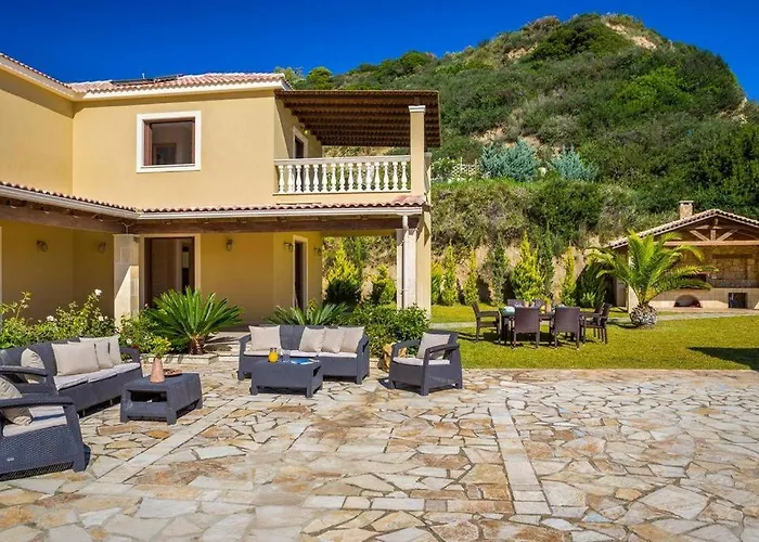 Alexandros Villa